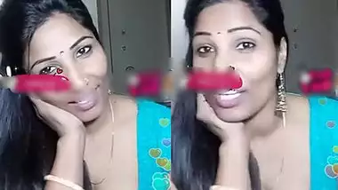 Bhabi Booby Cleavage Live