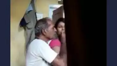 Desi old man romance with young girl