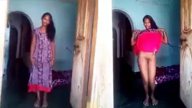 Desi Girl Lifting Nighty and Showing Her Shaved Pussy To Her Lover Small Clip