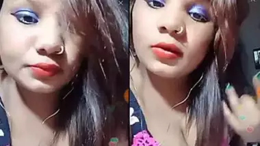 Desi Kajal Big Cleavage Show ,Pout ,A Surprise inside video