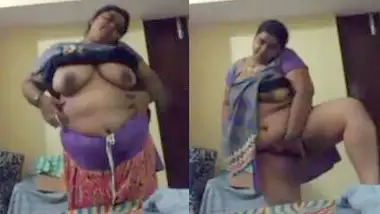 desi aunty hot show of video call – No sound