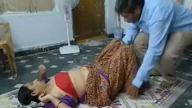 Desi aunty fucked hard by me moaning in telugu