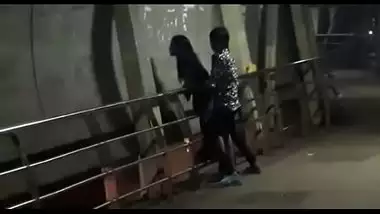 College Students’ Public Sex On Mumbai Bridge