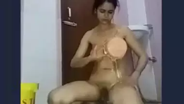 Beautiful Desi girl bathing