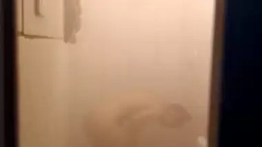 Filming sexy cousin taking shower