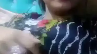 Unsatisfied Horny Bhabi