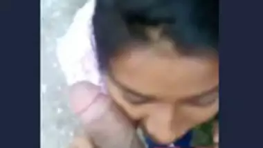 Desi cute girl outdoor fucking