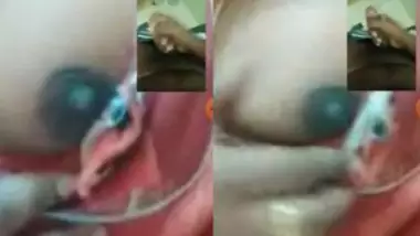 Sexy Girl Showing Her Boobs on Video Call