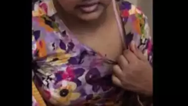 sexy desi girl sucking piecered cock