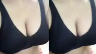 Big boob paki Girl in black Bra