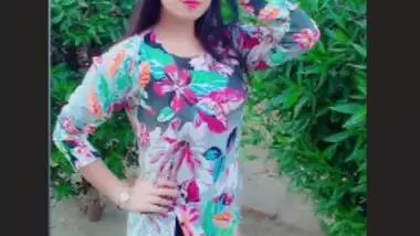 Sexy Paki Girl Enjoy With Dildo (Updates)