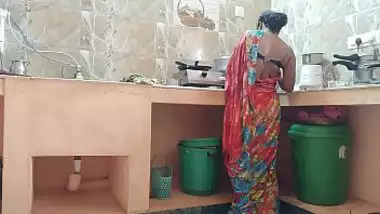 Desi indian Cheating maid Fucked By house owner In Kitchen