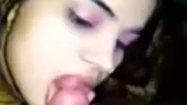 Desi call girl from noida amazing blowjob