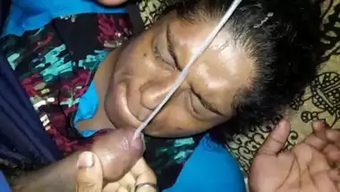 Shameless Desi widow adores zesty hefty facial cumshots from servant