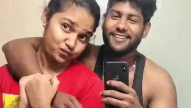 Desi lover making naked romance video