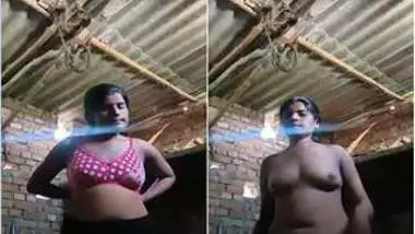 Amateur Indian slut comes to a barn and strips down on XXX camera