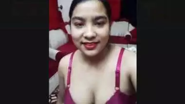 Bangladeshi Unsatisfied Horny Bhabi Video For Husband On Valentine “Ajk Valobasha Dibosh Aktu Ador Kore Diye Jao”