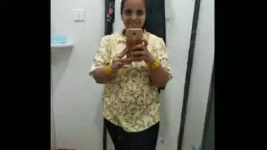 Indian Tamil Bhabhi mms vids part 4