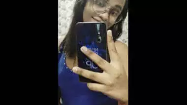 Desi Hot Sexy girl showing