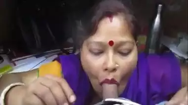 Bhopal Indian aunty porn movie recorded and leaked