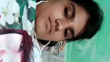 Desi collage girl showing her big boobs selfie cam video