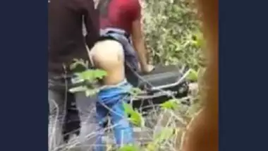 Outdoor sex desi girl forest sex hindi