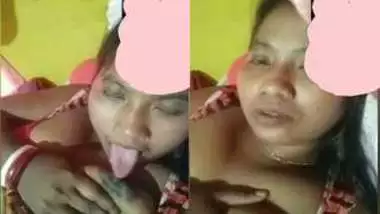 Indian babe is proud of XXX boobs so she exposes them and licks nipple