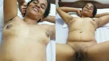 Desi MILF unveils her XXX body for a sex video by her boyfriend