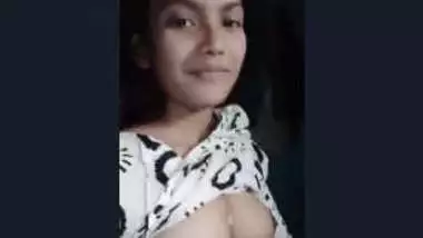 Desi Cute Girl Showing For Bf