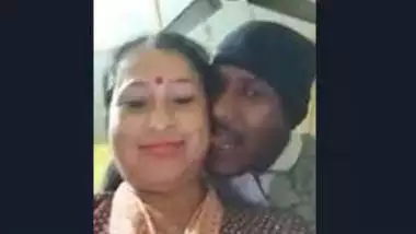 Assamese Bhabhi Blowjob and Fucked