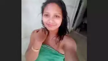 Hot girl Showing for Lover