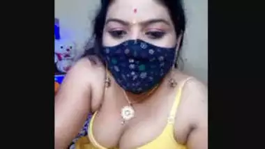 Sexy Geeta Bhabhi Fingering Pussy