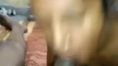 Sexy Bhabhi give Blowjob