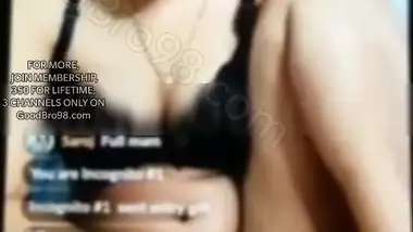 Reshmi Nair Pussy Show On Premium live