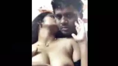 Tamil babe with huge boobs for playing and kiss