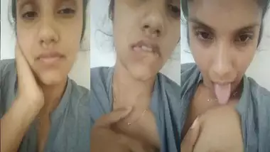 Cute Indian booby girl big boobs show on the selfie cam