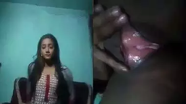 Bangladeshi girl pink pussy show on selfie cam