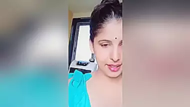 Today Exclusive- Sexy Desi Girl Hot Tango Show