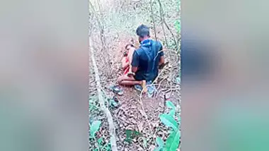 Desi Village Randi Bhabhis Outdoor Fucking With Lover Part 2