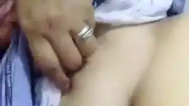 Naughty Desi XXX granny showing her nasty boobs and pussy