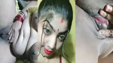 busty Bhabhi sex teaser Desi MMS episode