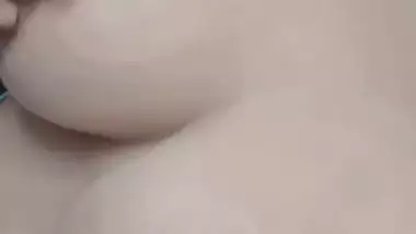 Desi cute girl sexy boobs