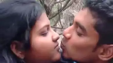 Desi lover smooching