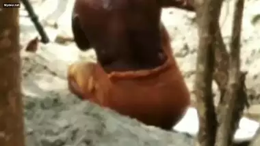 Desi village aunty outdoor bath