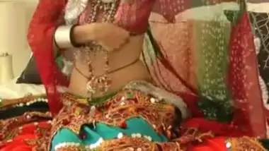 Paki Weddingday Cute Boob show