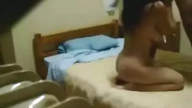 तीन प्रतिभागियों का सम्भोग स्त्री काम इच्छा पत्नी और दोस्तों