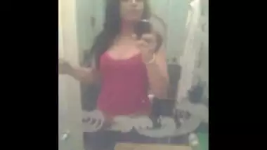 Paki Slut Bathroom Selfie - Movies. video2porn2