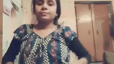 Beautiful Indian Cute Collage Girl Showing Boobs And Pussy