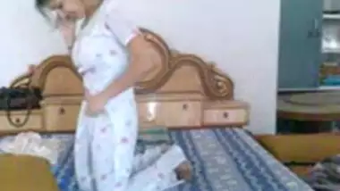 Karachi Girl Masturbating - Movies.