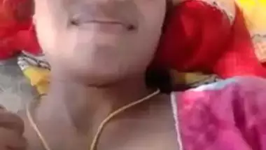 Telugu Bhabhi Showing Her Boobs and Pussy